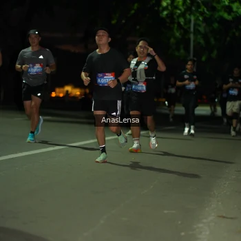 Runner Photo 3690165