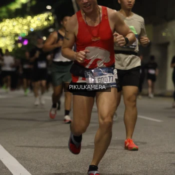 Runner Photo 3690187