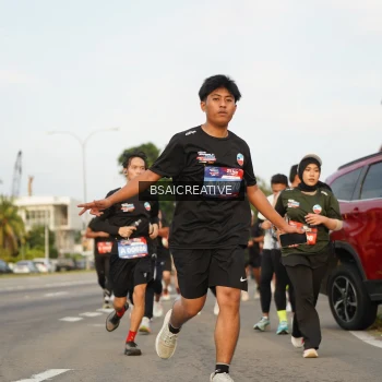 Runner Photo 3690206