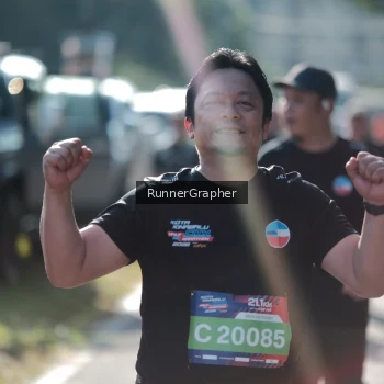 Runner Photo 3690245