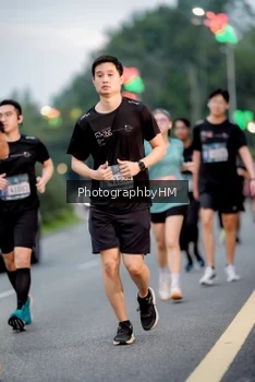 Runner Photo 3690249