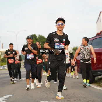Runner Photo 3690303