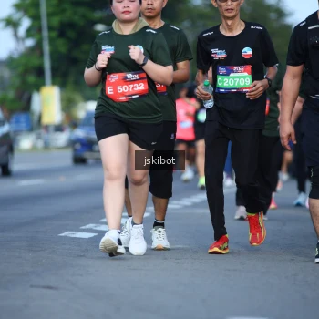 Runner Photo 3690469