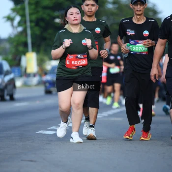 Runner Photo 3690499