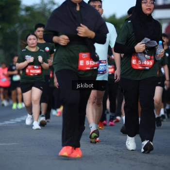 Runner Photo 3690525