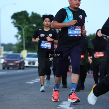 Runner Photo 3690611