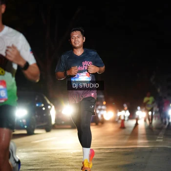 Runner Photo 3690622