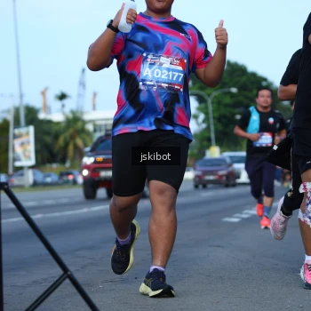 Runner Photo 3690635