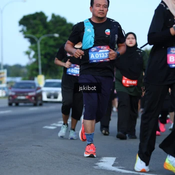 Runner Photo 3690636