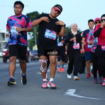 Runner Photo 3690661
