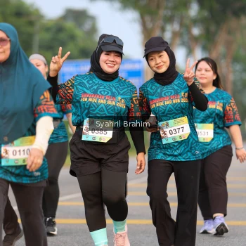 Runner Photo 3690681