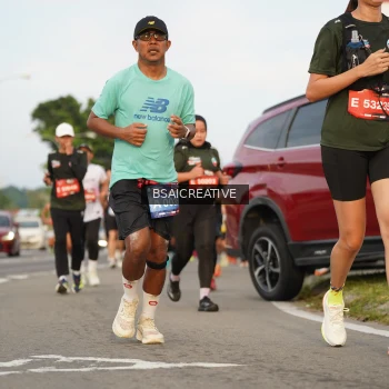 Runner Photo 3690688