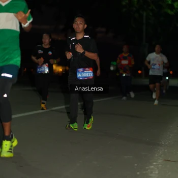 Runner Photo 3690703