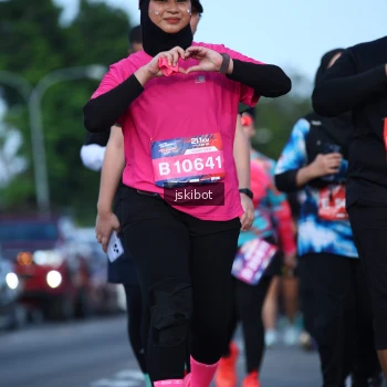 Runner Photo 3690831