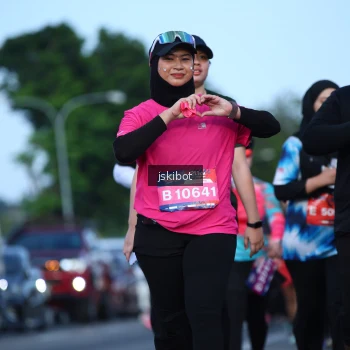 Runner Photo 3690856