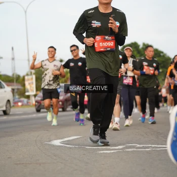 Runner Photo 3690958