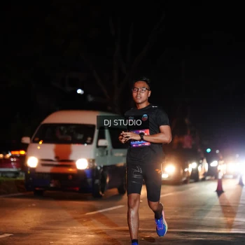 Runner Photo 3690977