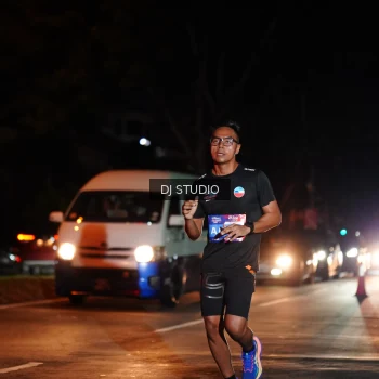 Runner Photo 3690999
