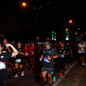 Runner Photo 3691100