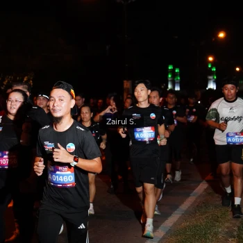 Runner Photo 3691171