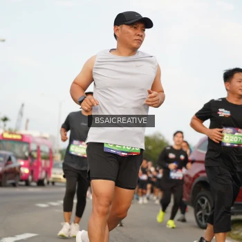 Runner Photo 3691172