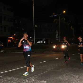 Runner Photo 3691337