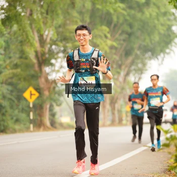 Runner Photo 3691379