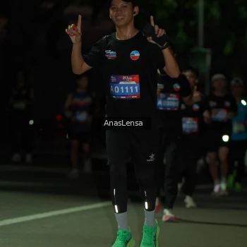 Runner Photo 3691495