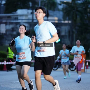 Runner Photo 3691535