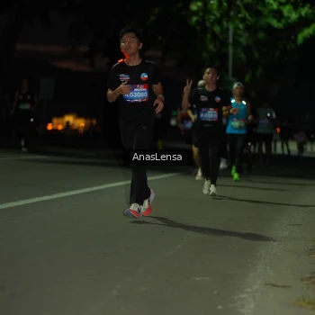 Runner Photo 3691560