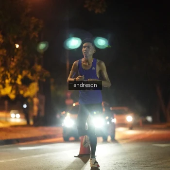 Runner Photo 3691596
