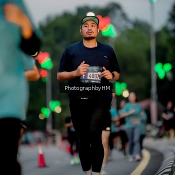 Runner Photo 3691736