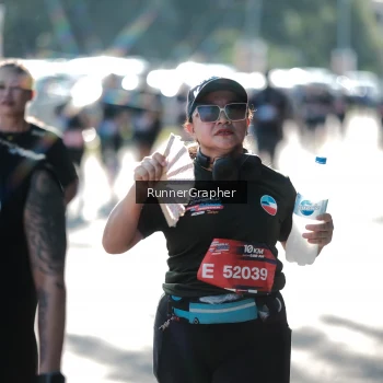 Runner Photo 3691773