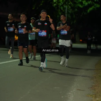 Runner Photo 3691896