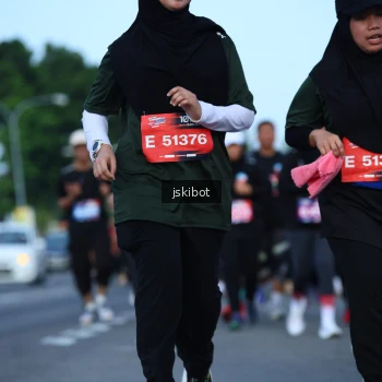Runner Photo 3691938