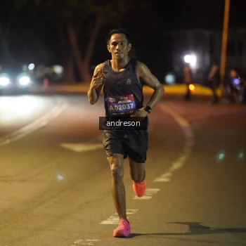 Runner Photo 3691981