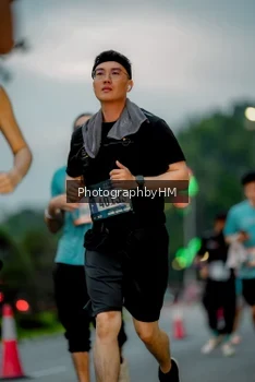 Runner Photo 3692011