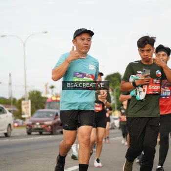 Runner Photo 3692066