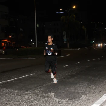 Runner Photo 3692072