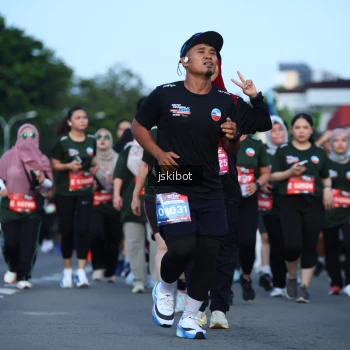 Runner Photo 3692077