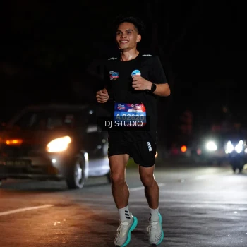 Runner Photo 3692117