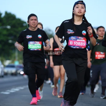 Runner Photo 3692137