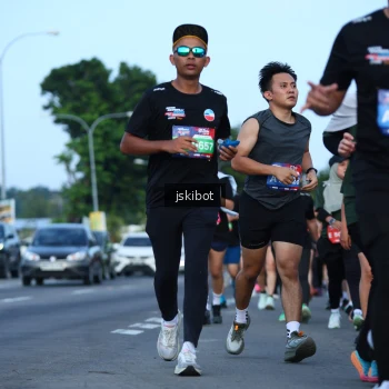 Runner Photo 3692204