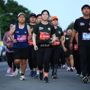 Runner Photo 3692258