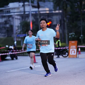 Runner Photo 3692265