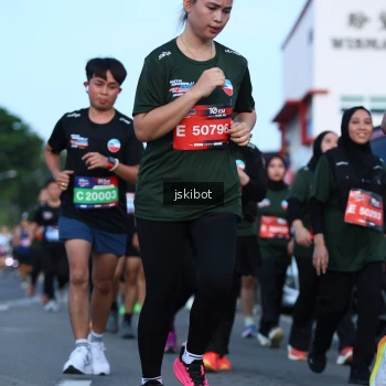 Runner Photo 3692331