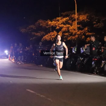 Runner Photo 3692359