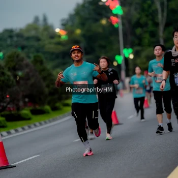 Runner Photo 3692378