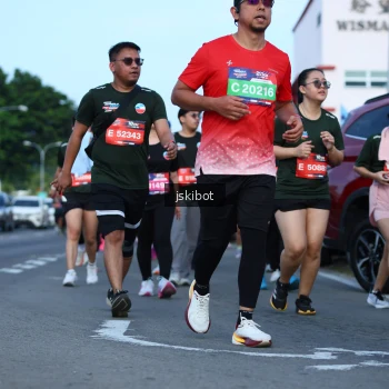 Runner Photo 3692462