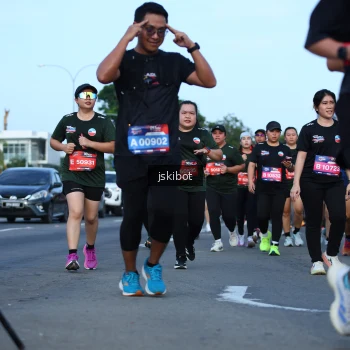 Runner Photo 3692517